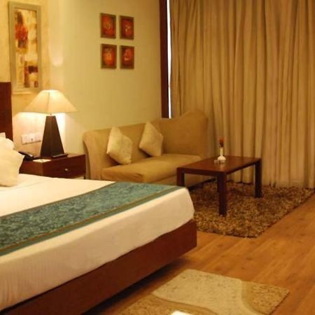 The Victoria Grand Hotel & Spa 카사울리 외부 사진