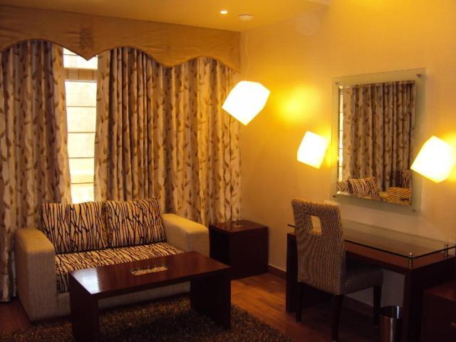 The Victoria Grand Hotel & Spa 카사울리 외부 사진